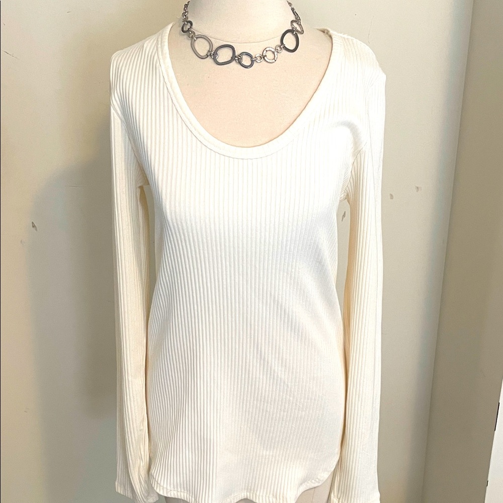 NWT  Cream ribbed Long Sleeve Top size large